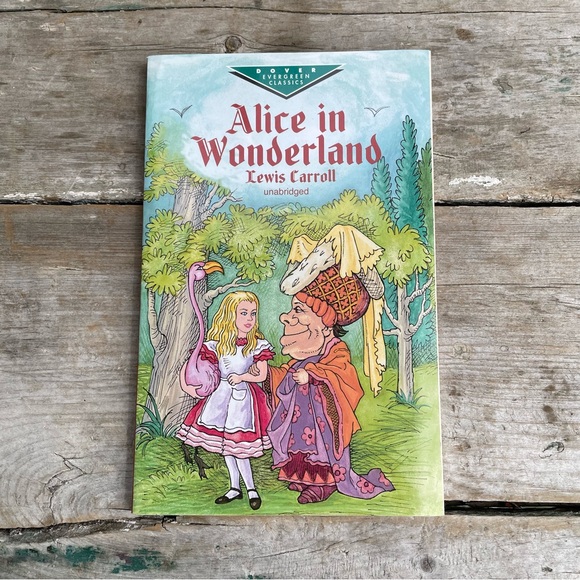 Alice in Wonderland book - Picture 2 of 8